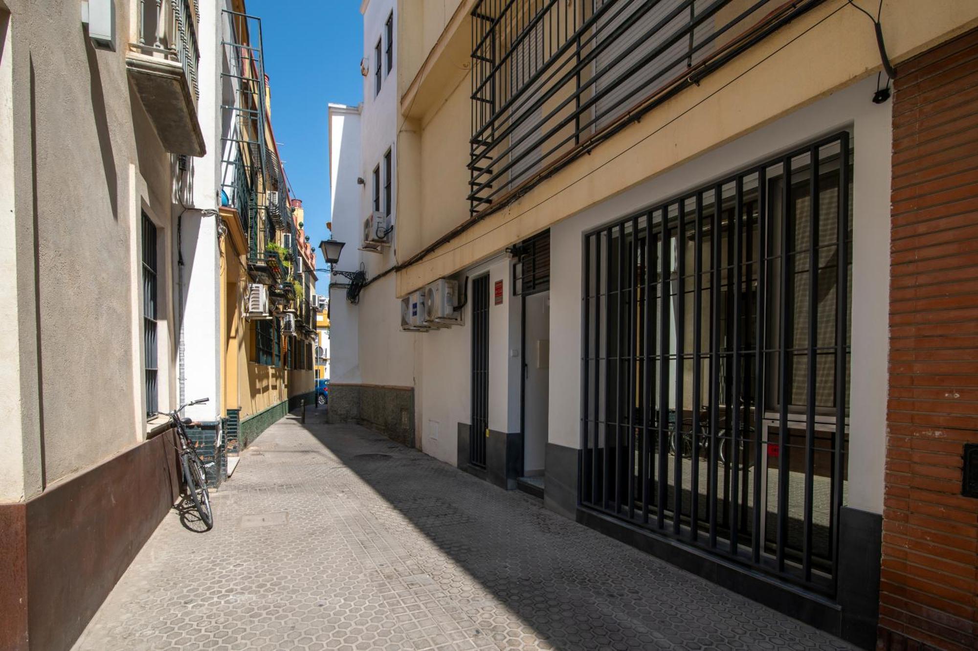 La Puerta Del Cielo Apartment Seville Exterior photo